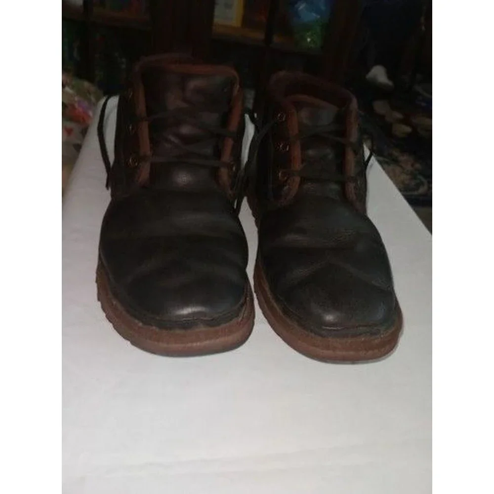 Mens UGG Neumel Leather Wool-Lined Chukka Boots Size 11 Brown Sheepskin Lace Up